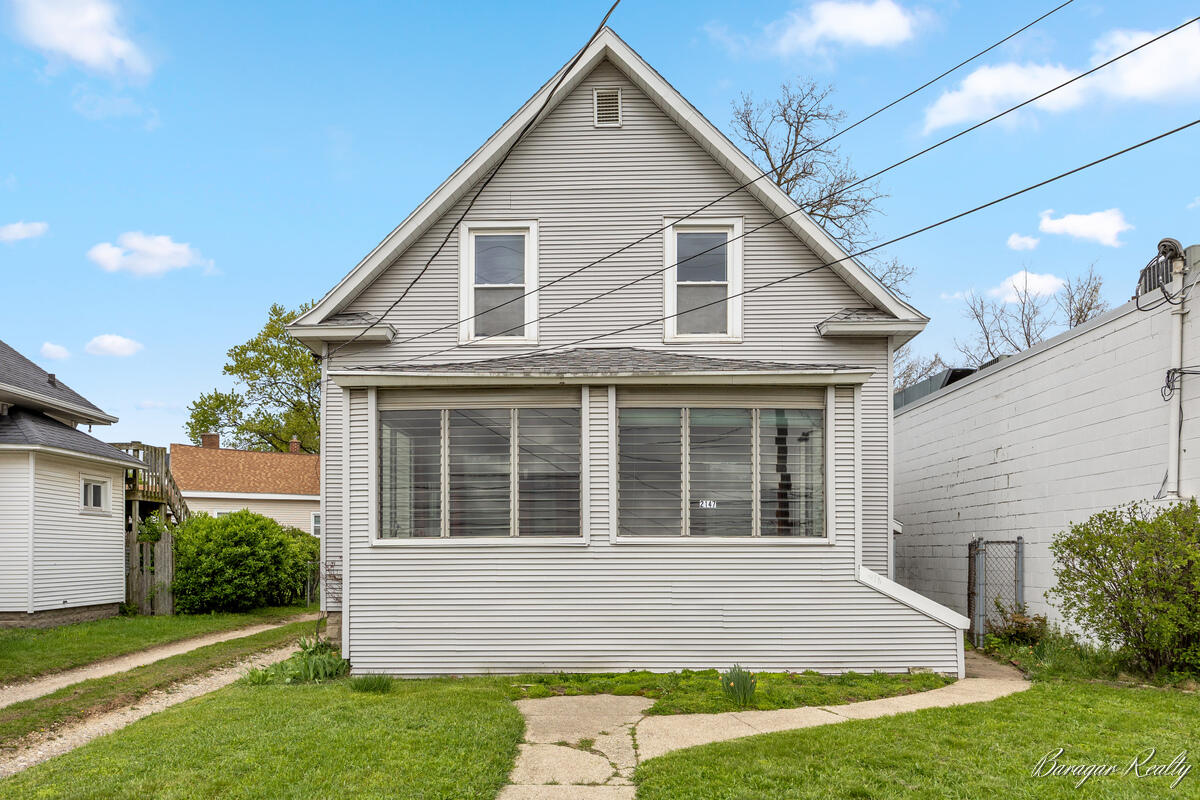 2147 Plainfield Avenue, Grand Rapids, MI, 49505-4225