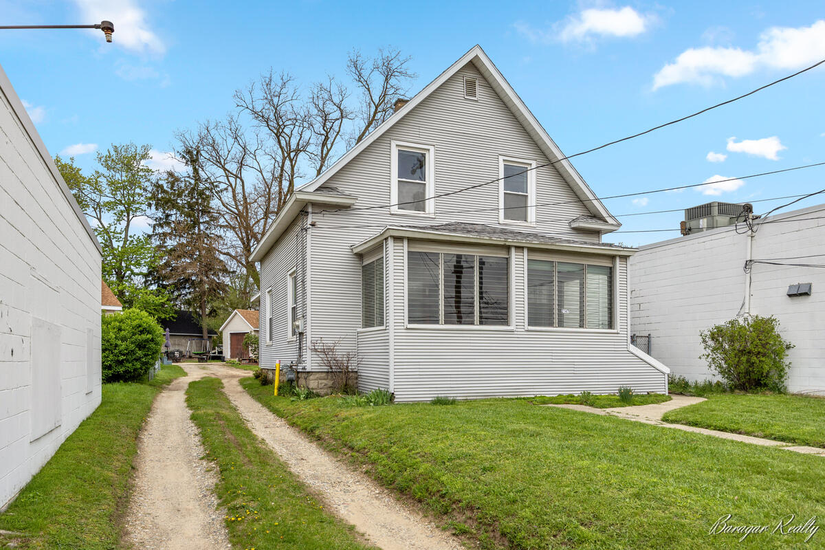 2147 Plainfield Avenue, Grand Rapids, MI, 49505-4225