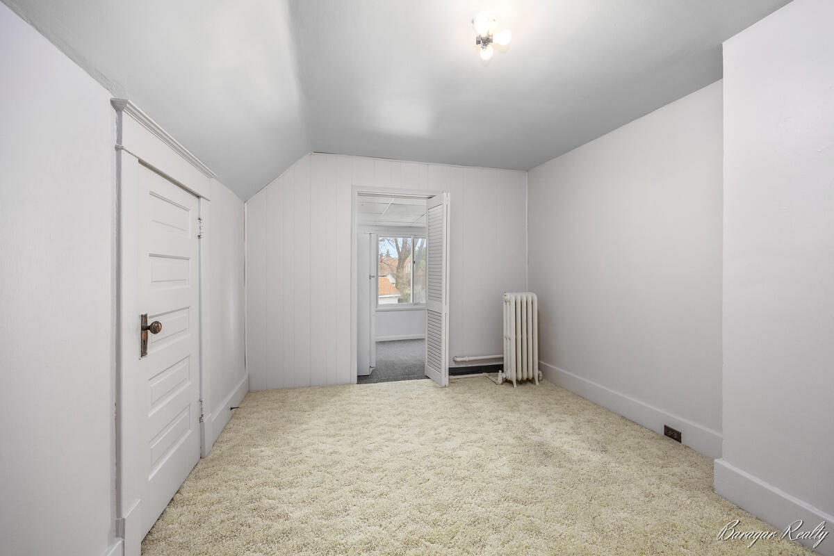 2147 Plainfield Avenue, Grand Rapids, MI, 49505-4225