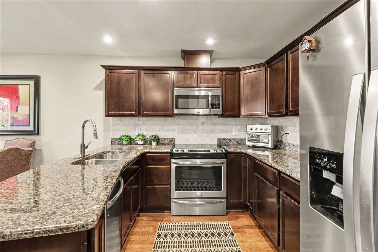 50492 Beechwood Court, Plymouth, MI, 48170-5188