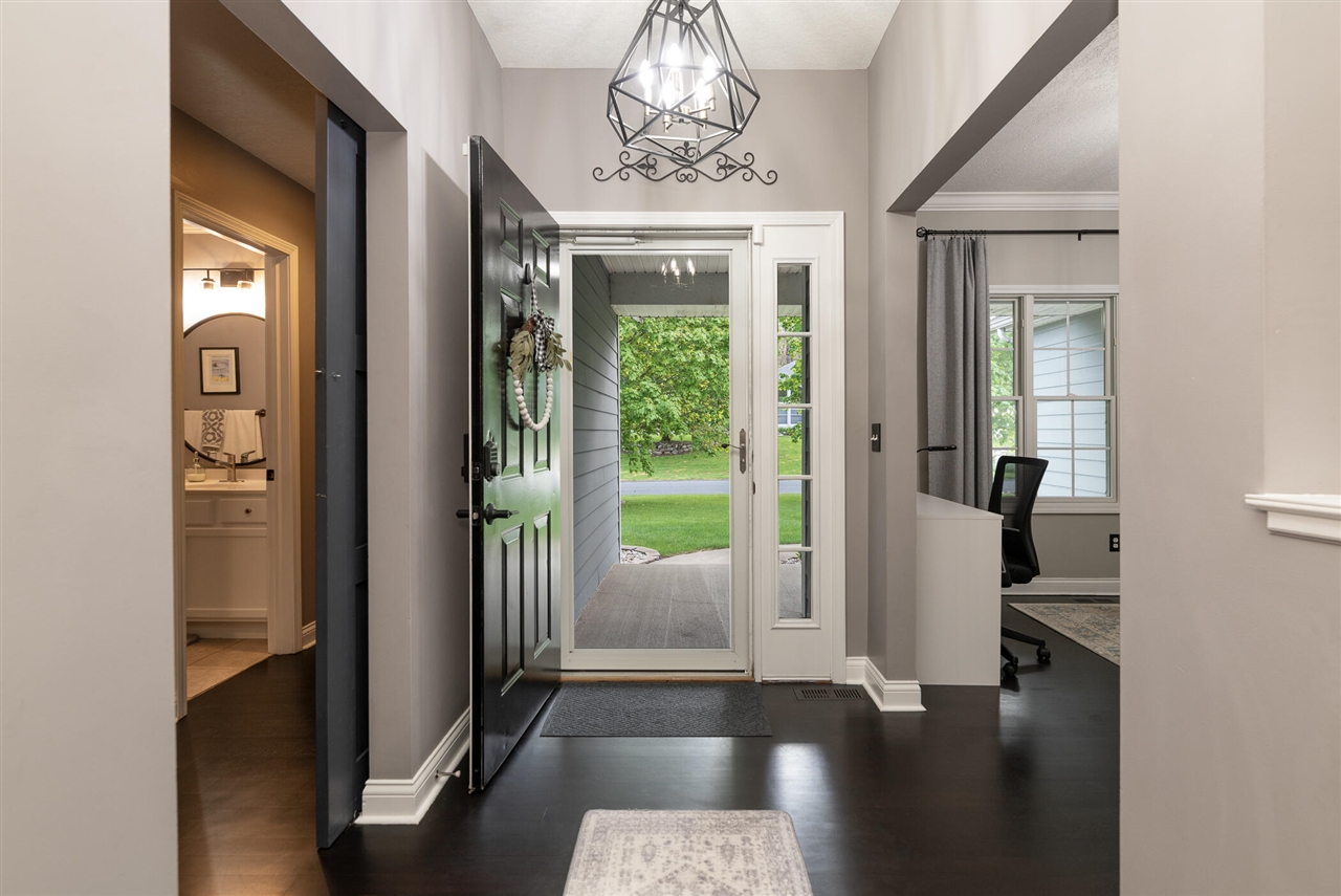 37 Summerset Drive, Kalamazoo, MI, 49009-8203