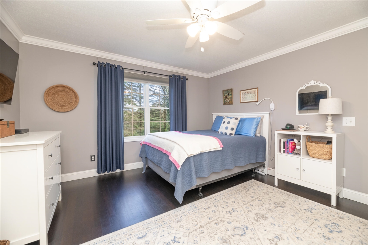 37 Summerset Drive, Kalamazoo, MI, 49009-8203