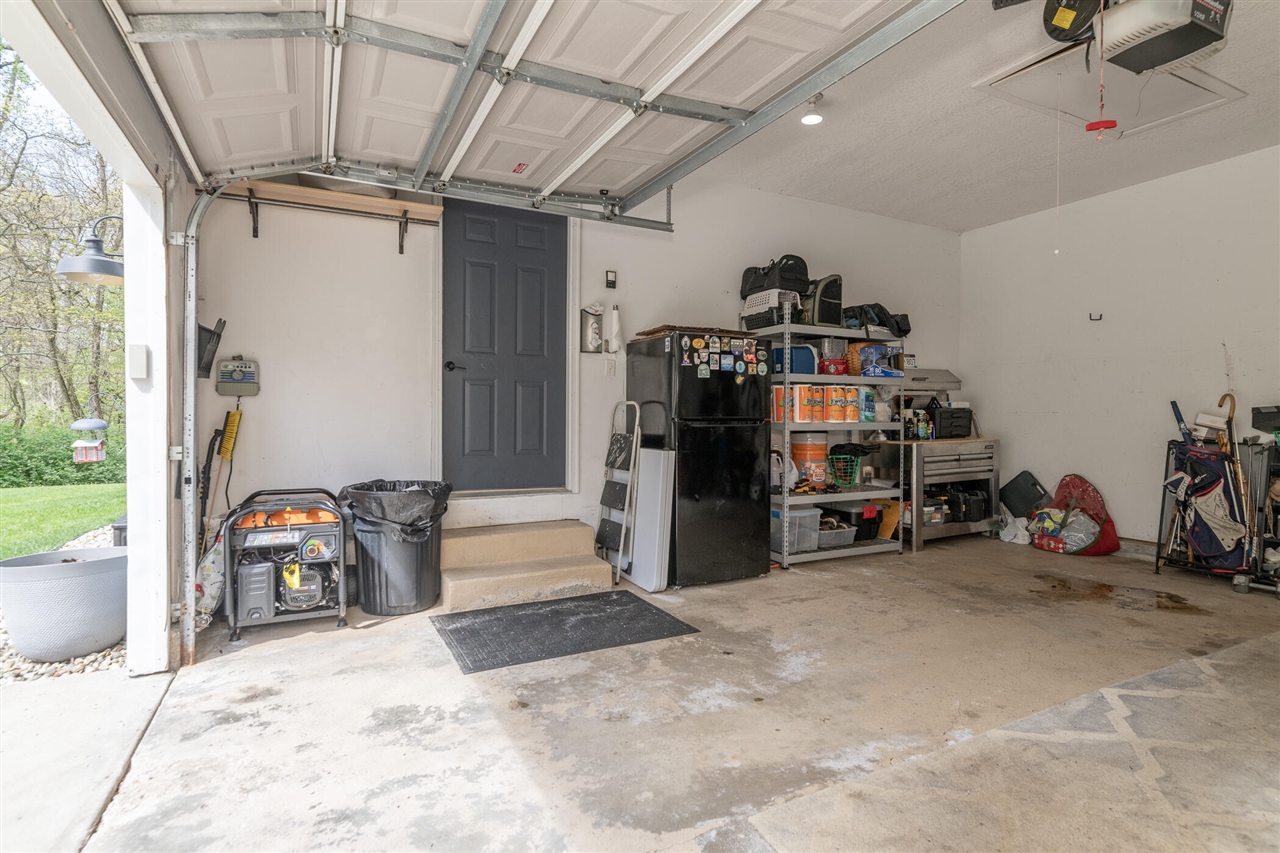 37 Summerset Drive, Kalamazoo, MI, 49009-8203