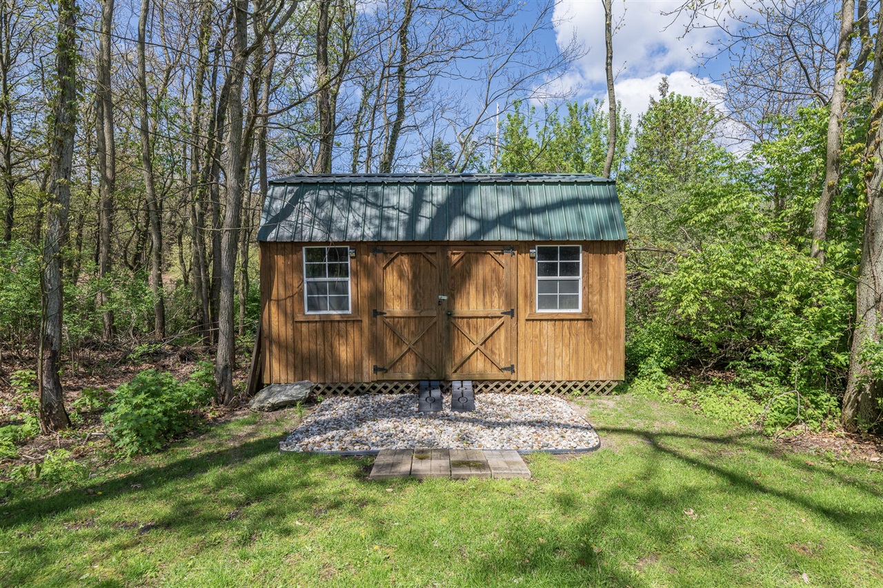 37 Summerset Drive, Kalamazoo, MI, 49009-8203