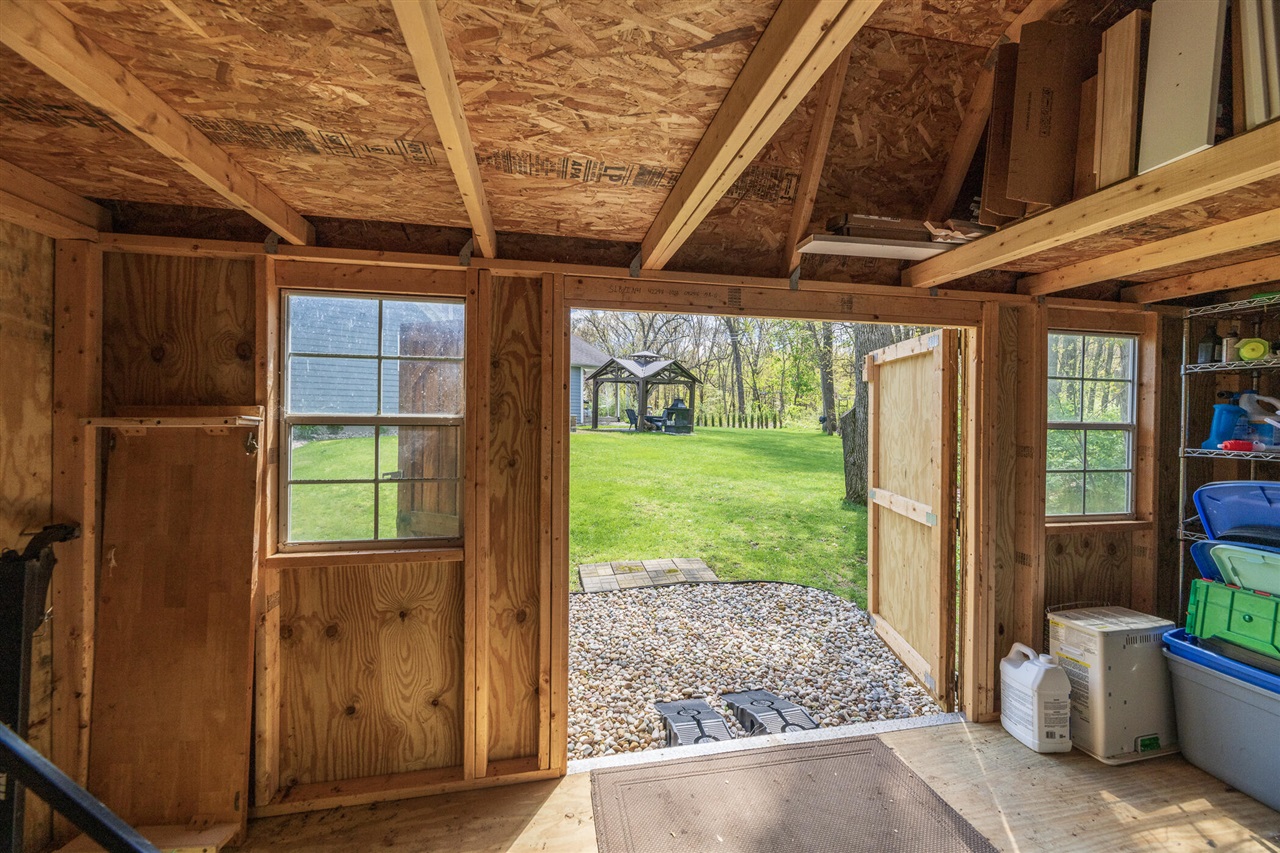 37 Summerset Drive, Kalamazoo, MI, 49009-8203