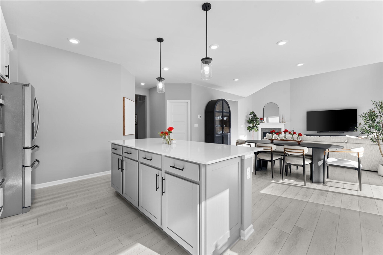 837 Kuss Drive, Saline, MI, 48176-2806