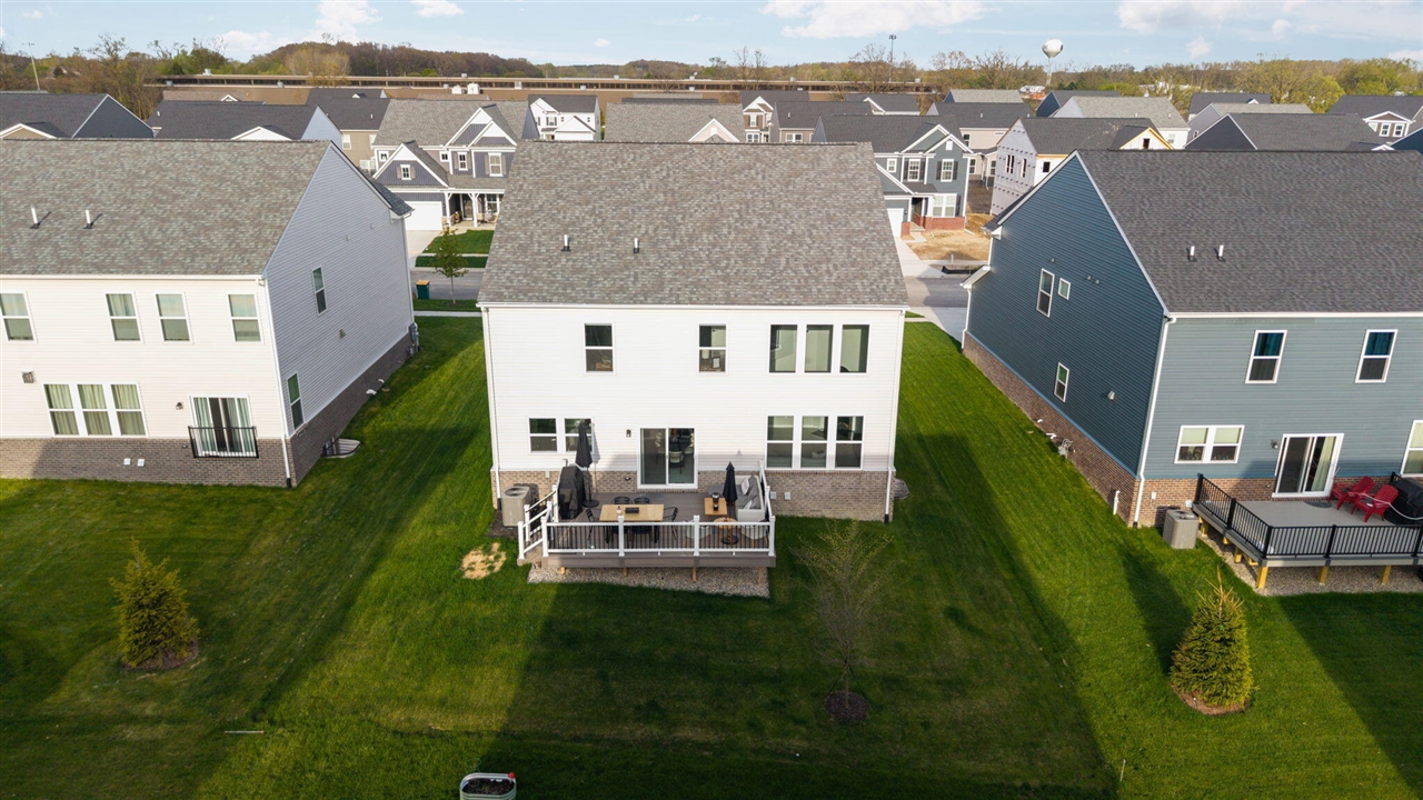 837 Kuss Drive, Saline, MI, 48176-2806
