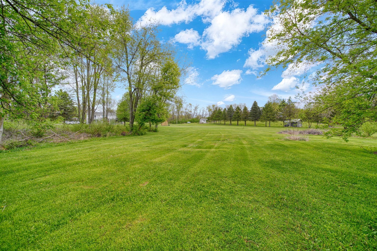 VL Cross Road, Horton, MI, 49246