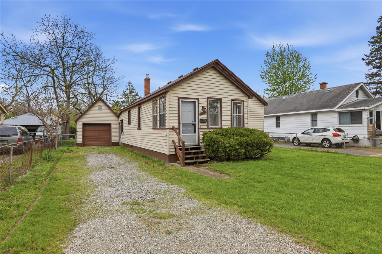 35230 Sheffield Street, Westland, MI, 48186-4456
