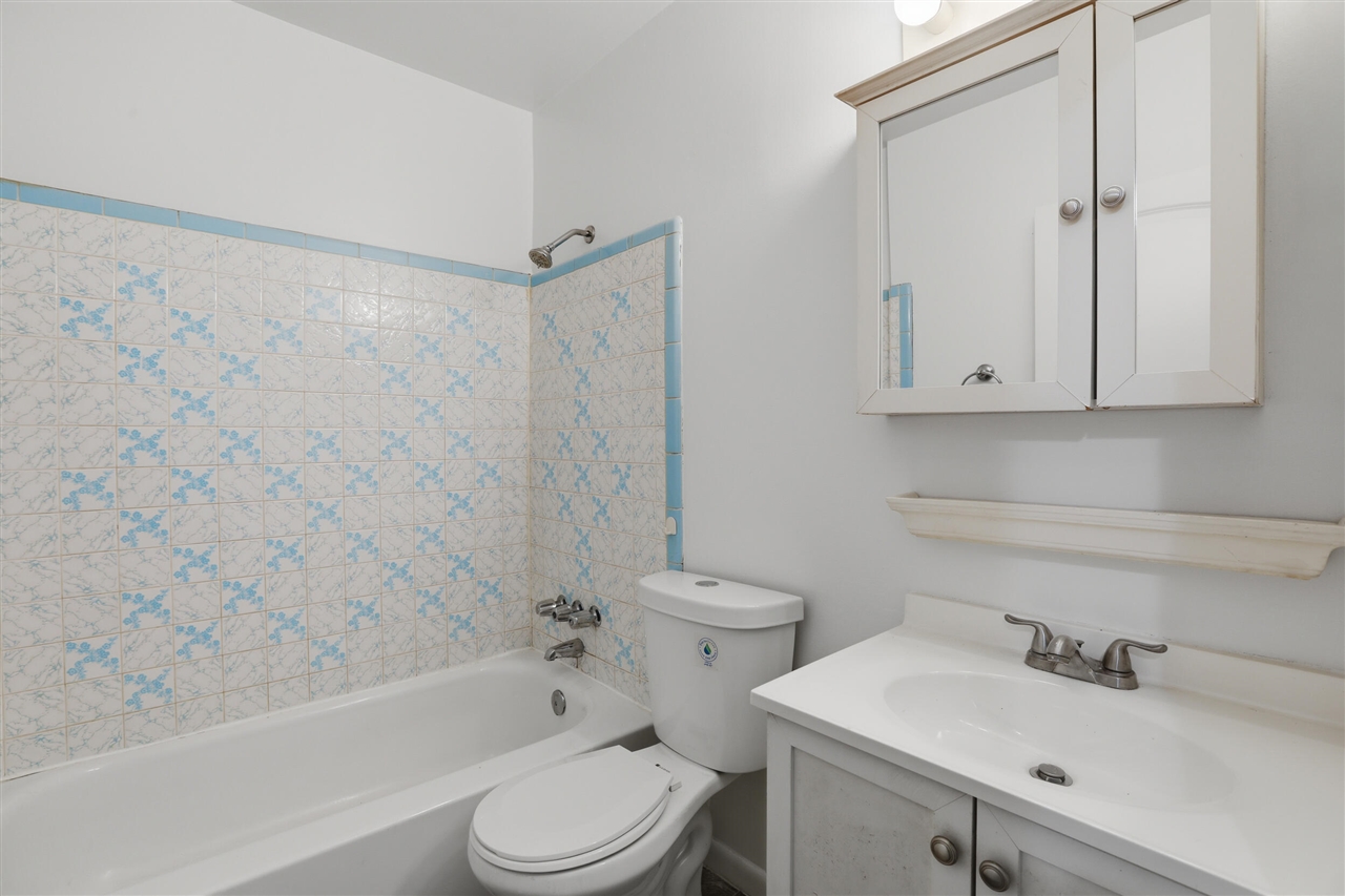 35230 Sheffield Street, Westland, MI, 48186-4456
