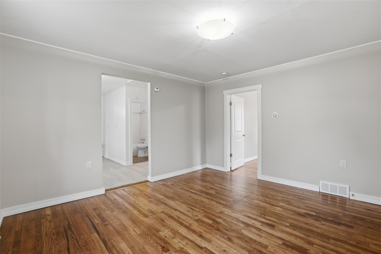 35230 Sheffield Street, Westland, MI, 48186-4456
