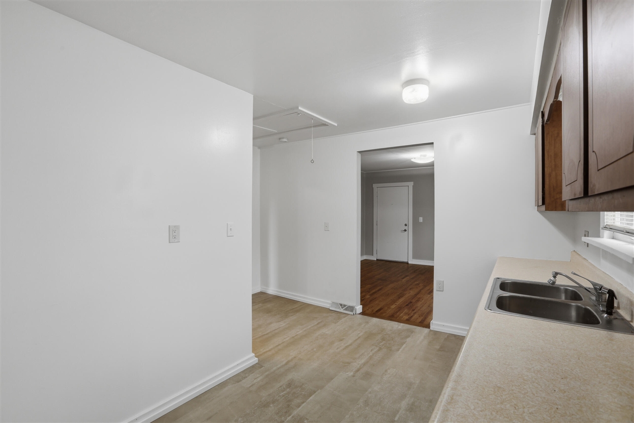 35230 Sheffield Street, Westland, MI, 48186-4456