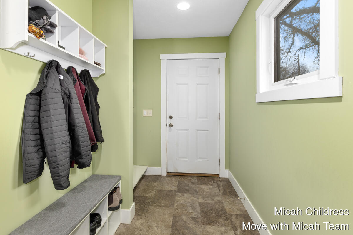 40 E Maple Street, Cedar Springs, MI, 49319