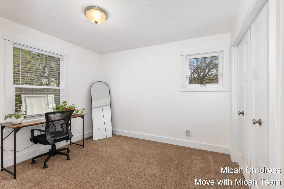 40 E Maple Street, Cedar Springs, MI, 49319