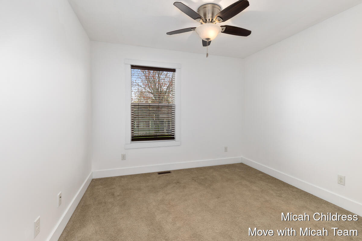 40 E Maple Street, Cedar Springs, MI, 49319