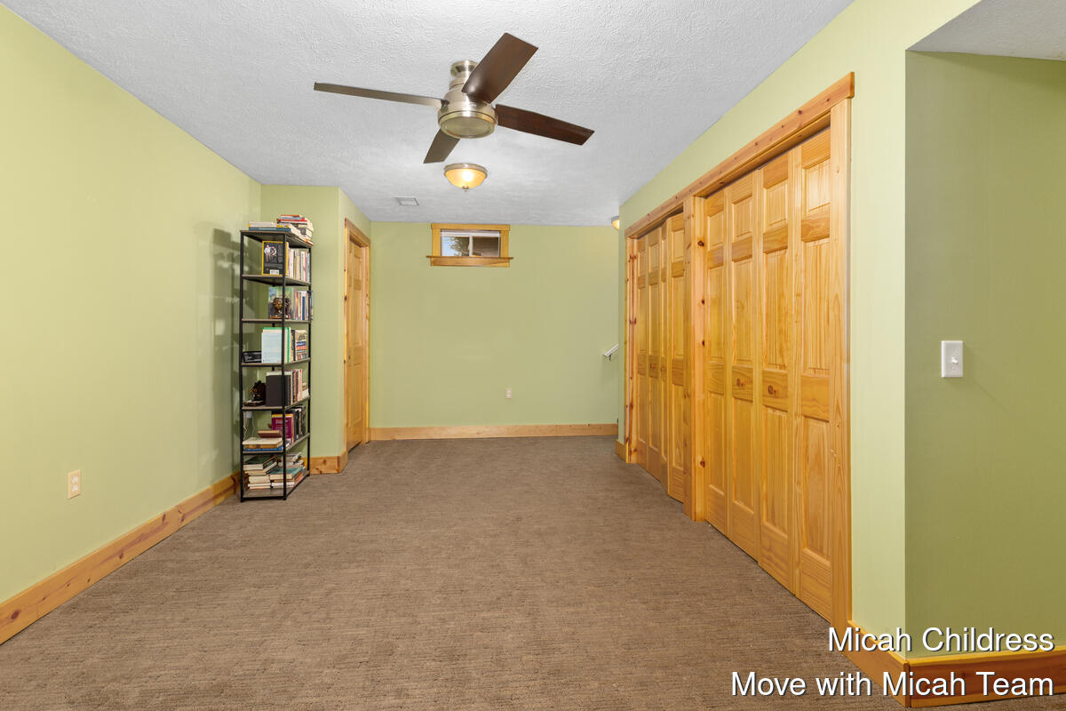 40 E Maple Street, Cedar Springs, MI, 49319