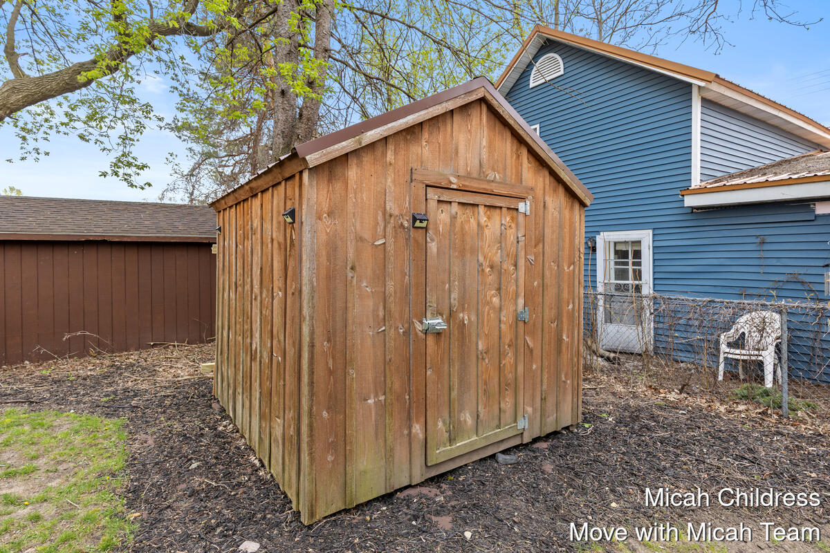 40 E Maple Street, Cedar Springs, MI, 49319