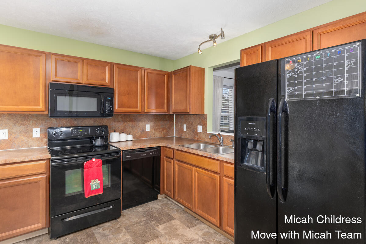 40 E Maple Street, Cedar Springs, MI, 49319