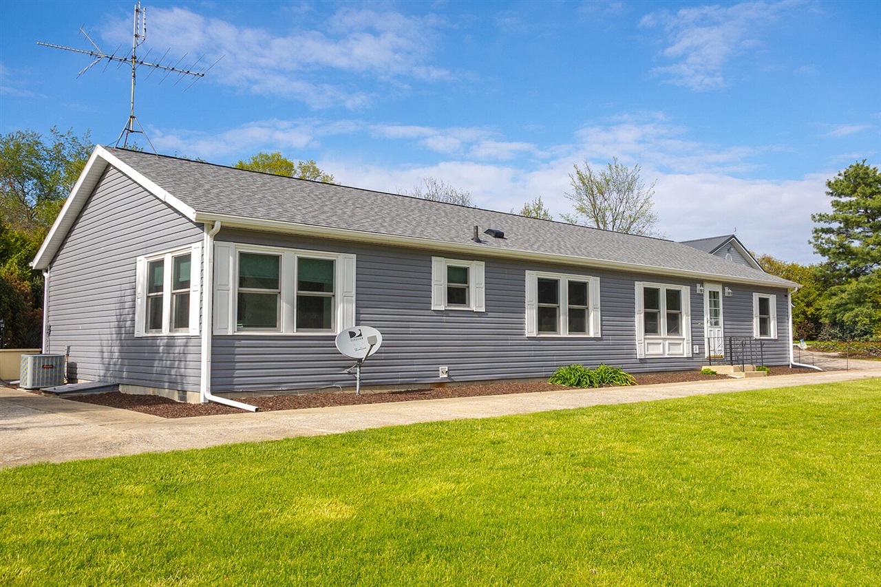 Homes for sale in Three Oaks, MI | 5251 Spring Creek Rd, Three Oaks, MI 49128 | MLS# 70529410
