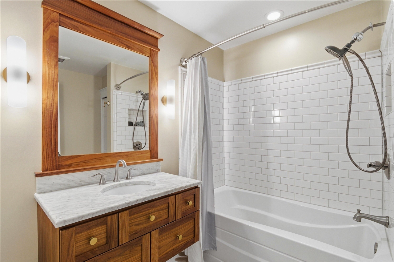 6355 Waters Road, Ann Arbor, MI, 48103-9652