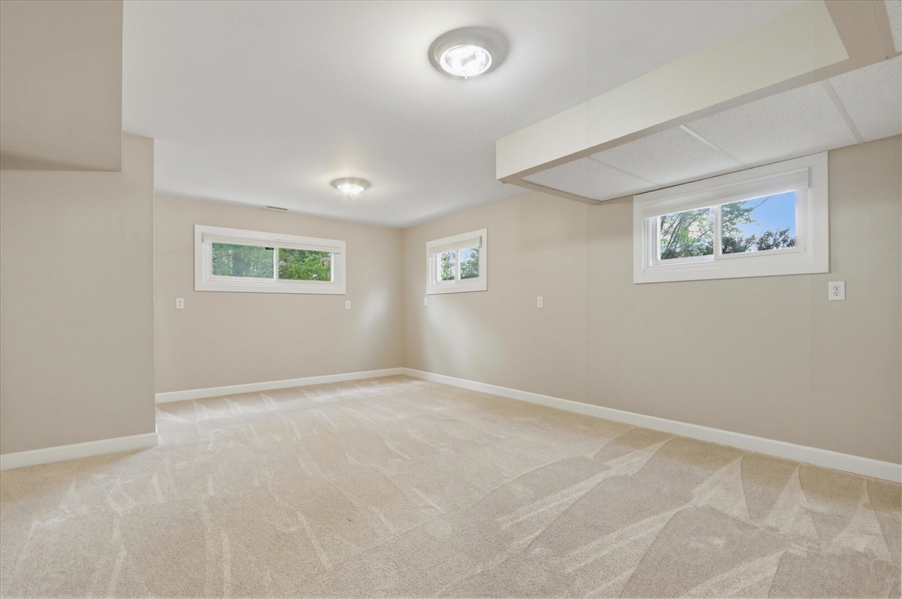 6355 Waters Road, Ann Arbor, MI, 48103-9652