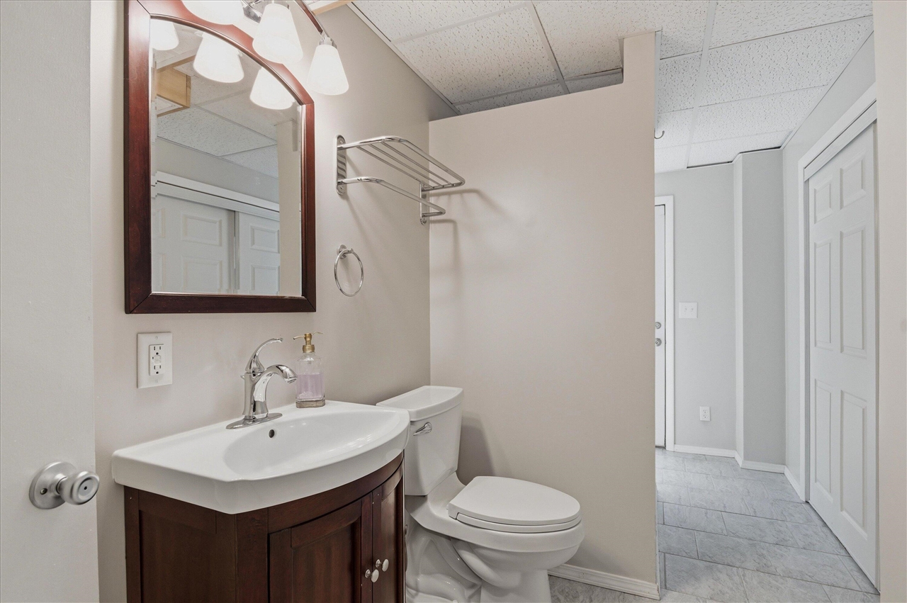 6355 Waters Road, Ann Arbor, MI, 48103-9652