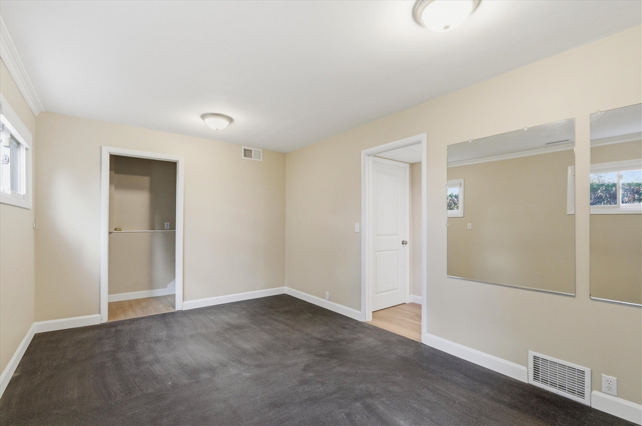 6355 Waters Road, Ann Arbor, MI, 48103-9652