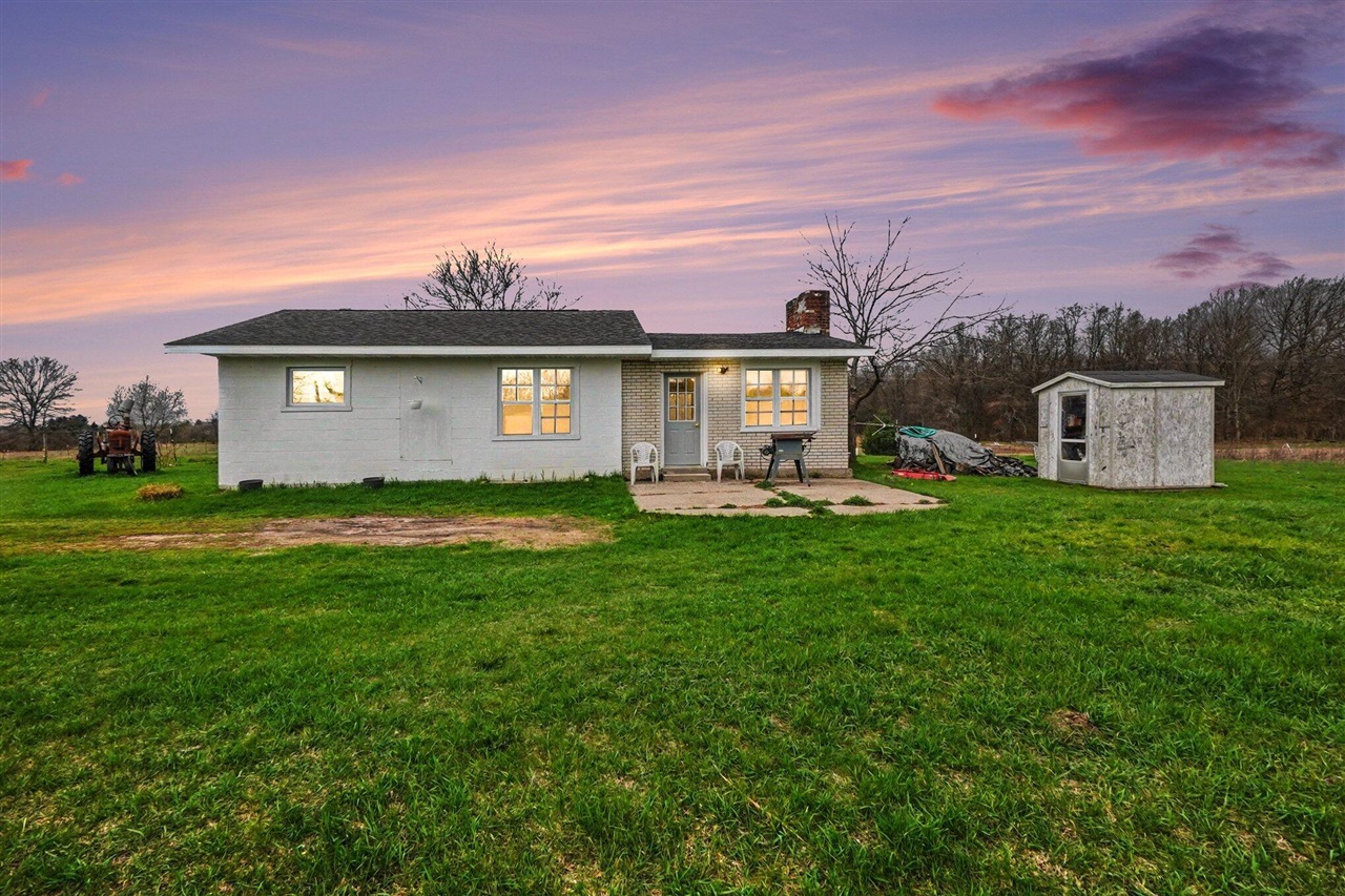 1st image of 5771 N Woodbridge Rd, White Cloud, MI 49349 | MLS# 70529445