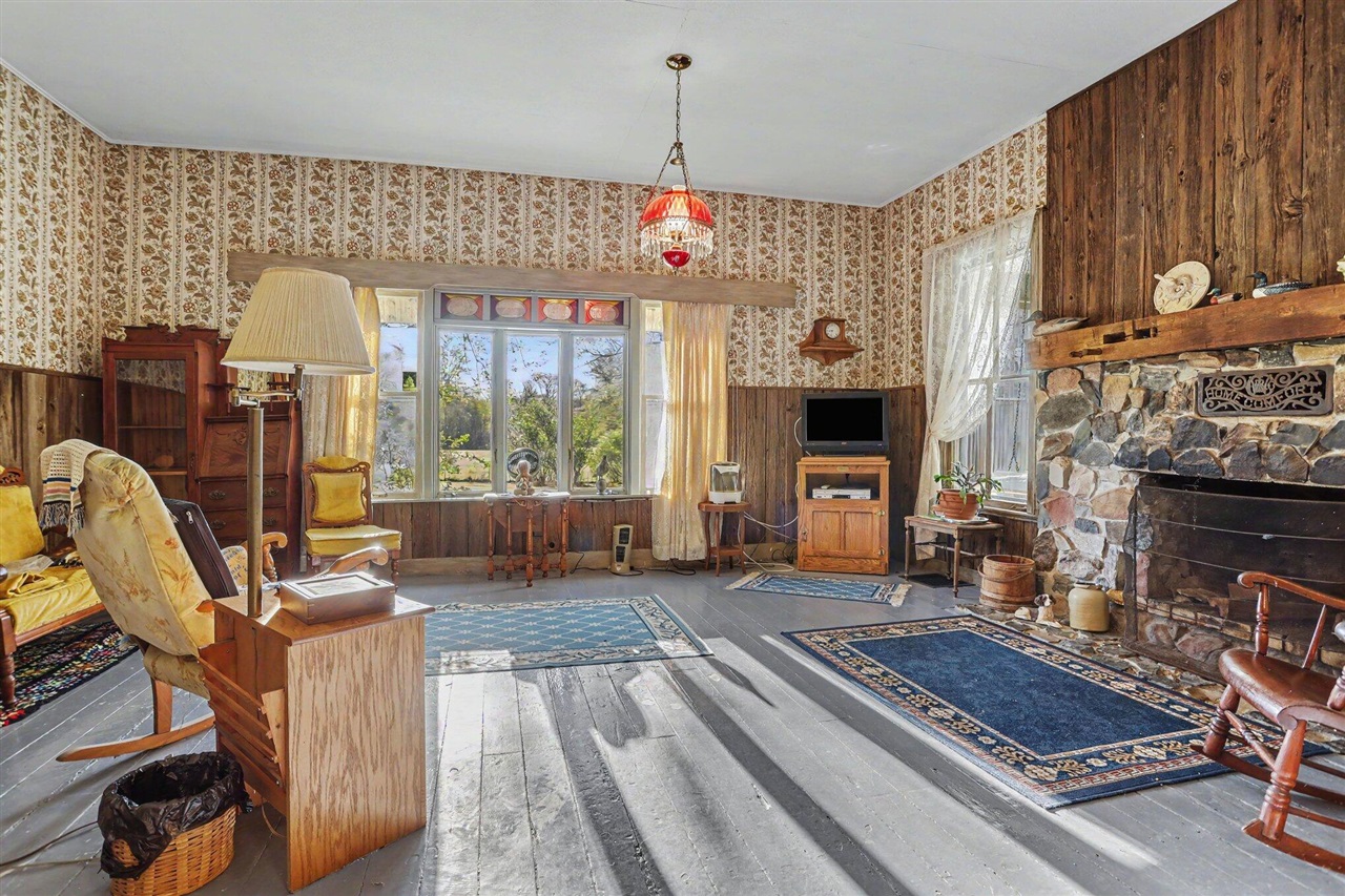 4360 Waldorf Road, Delton, MI, 49046