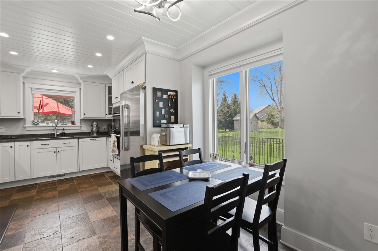 3111 Smugglers Ridge, Commerce Twp, MI, 48390-1285