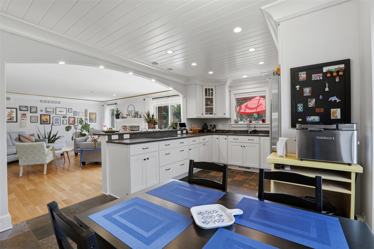 3111 Smugglers Ridge, Commerce Twp, MI, 48390-1285