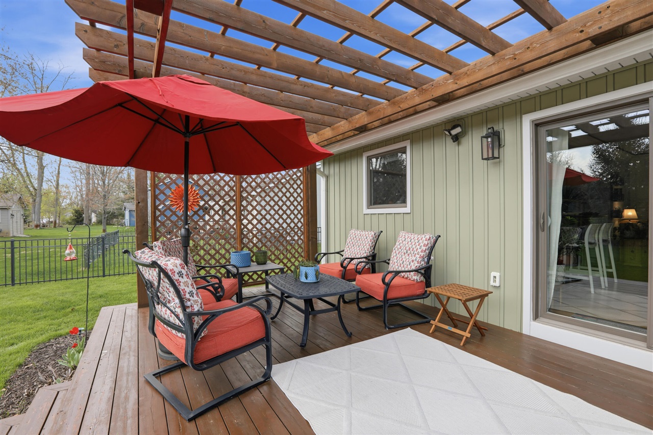 3111 Smugglers Ridge, Commerce Twp, MI, 48390-1285
