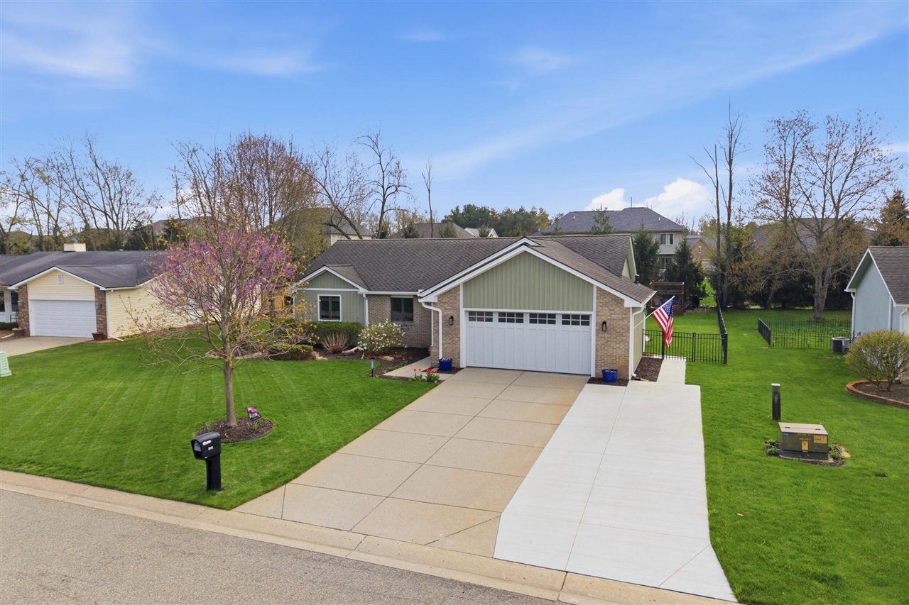 3111 Smugglers Ridge, Commerce Twp, MI, 48390-1285