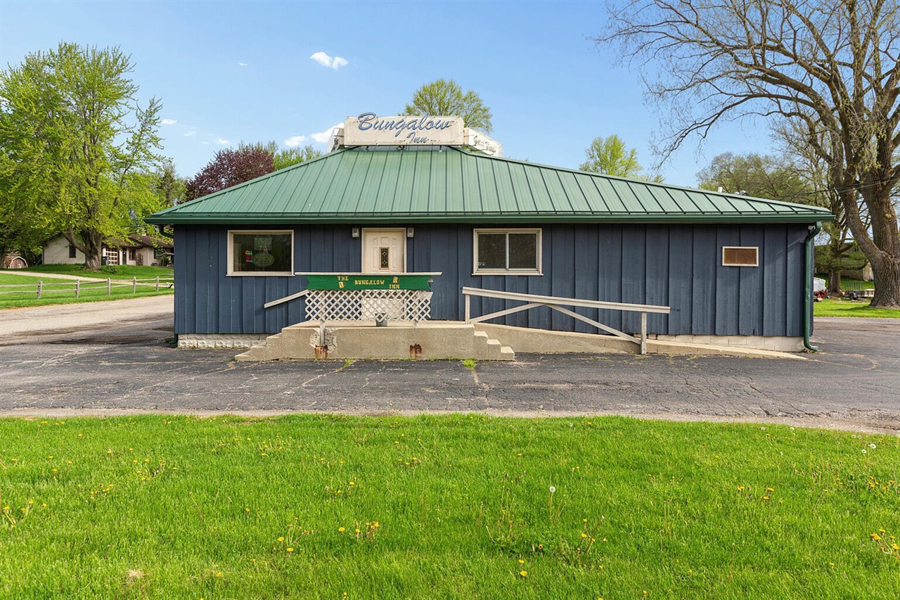 202 U.S. 12, Galien, MI, 49113