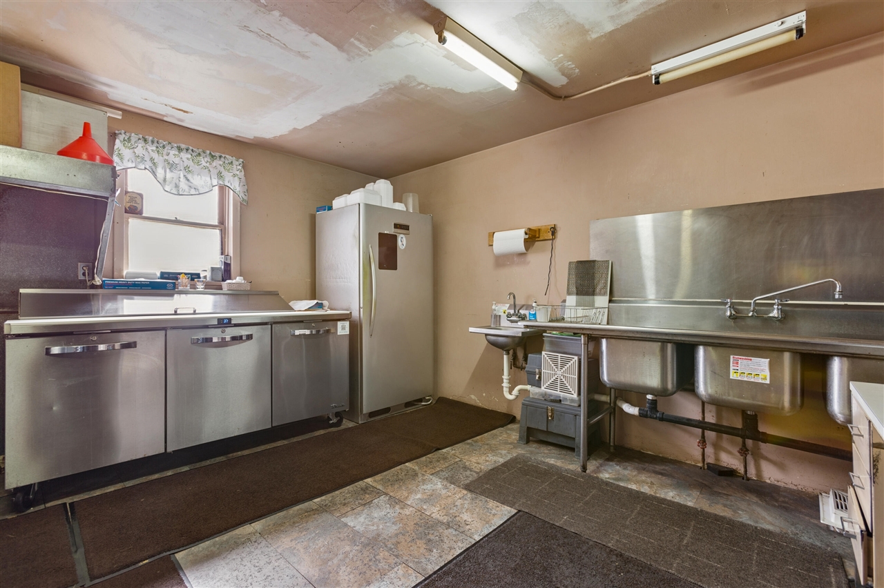 202 U.S. 12, Galien, MI, 49113