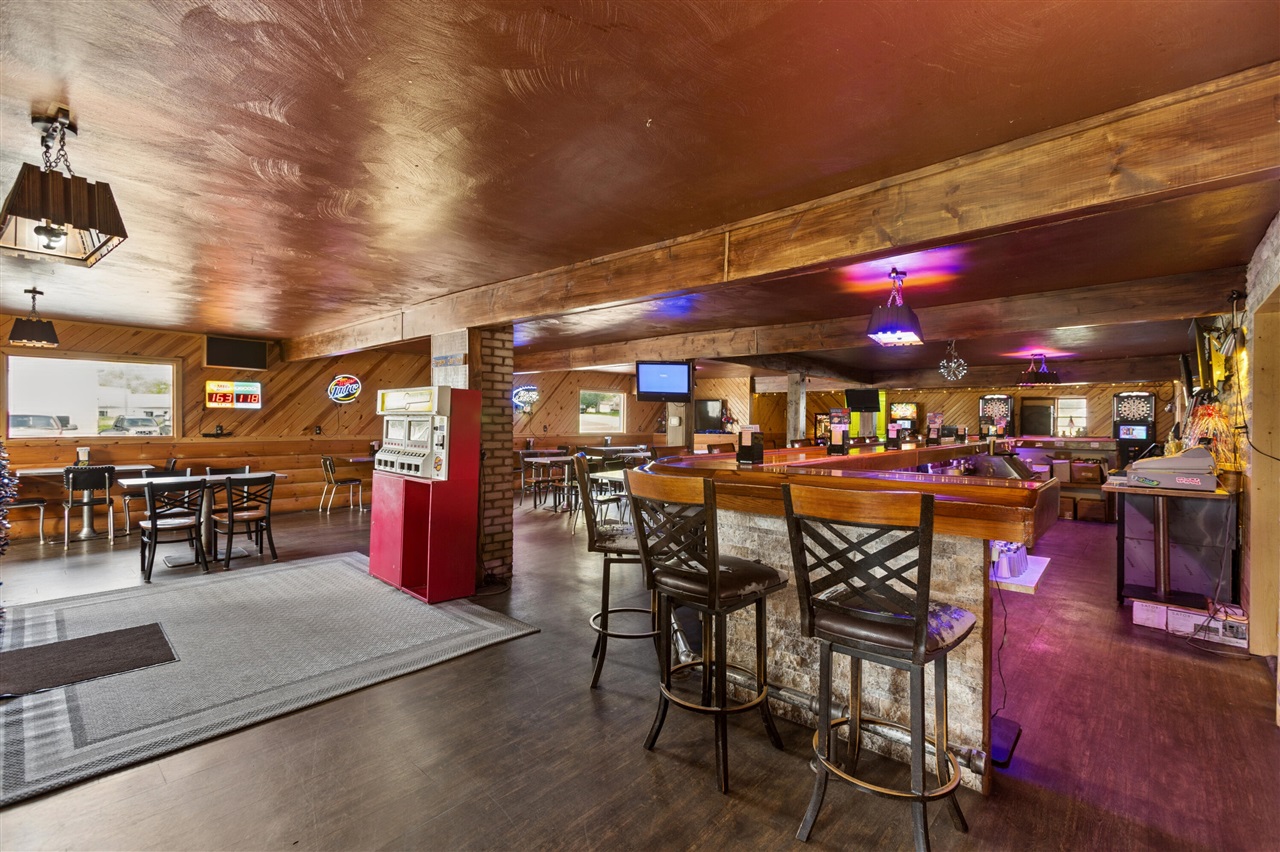 202 U.S. 12, Galien, MI, 49113
