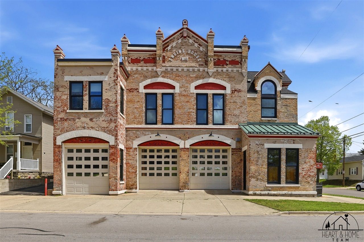 2nd image of 40 Lexington Ave, Grand Rapids, MI 49504 | MLS# 70529490