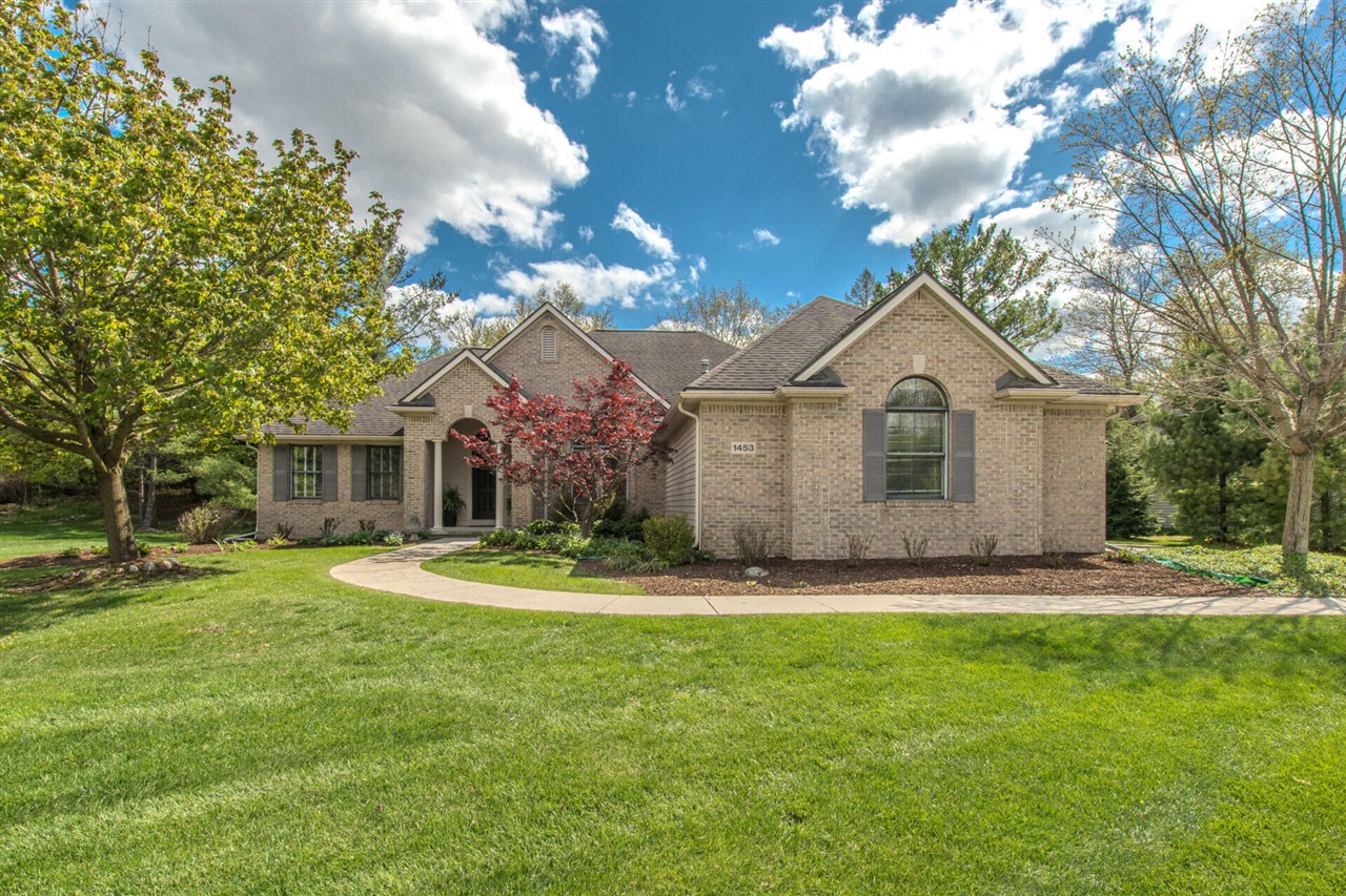 1453 Waterways Drive, Ann Arbor, MI, 48108-2757