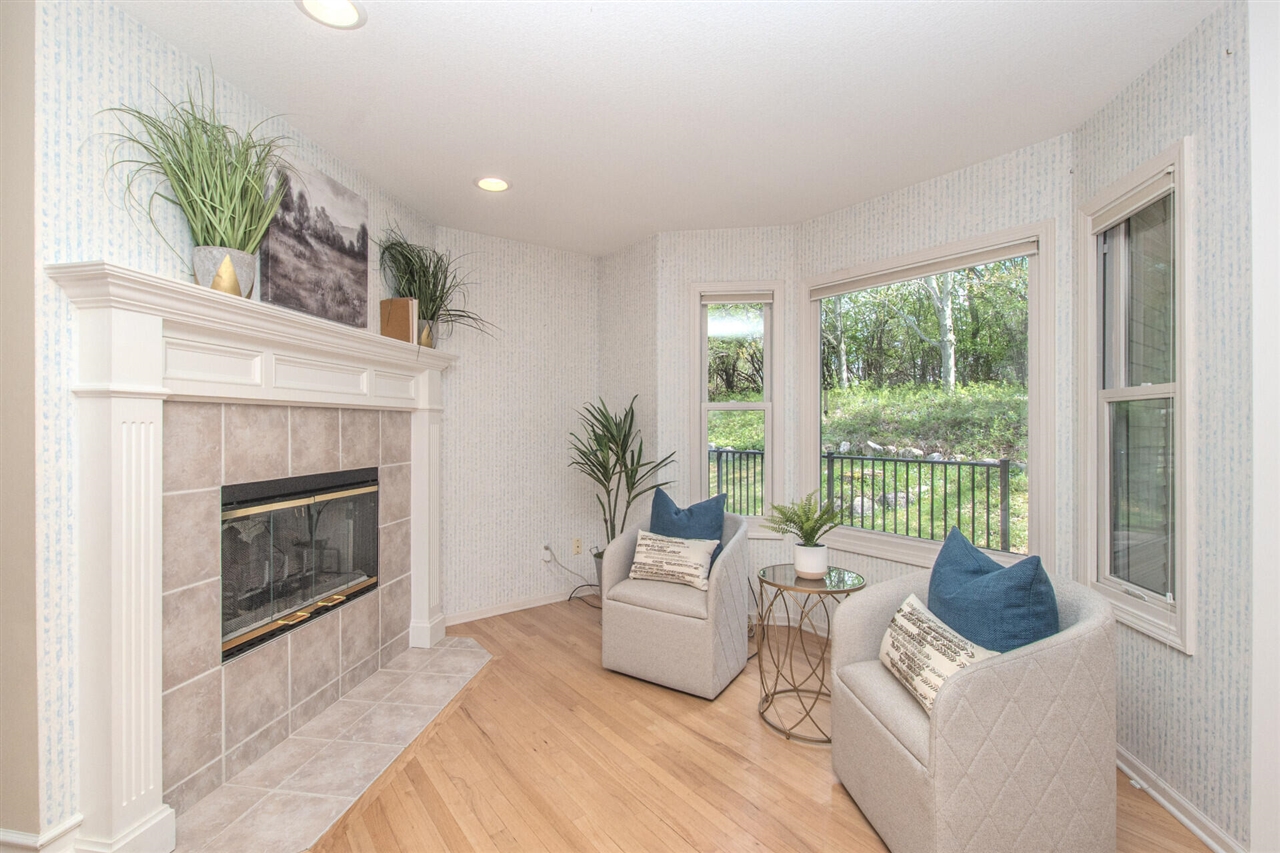 1453 Waterways Drive, Ann Arbor, MI, 48108-2757