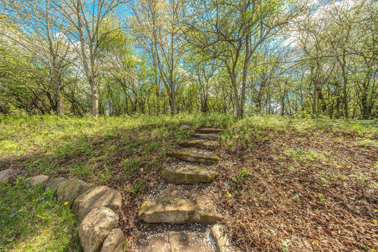 1453 Waterways Drive, Ann Arbor, MI, 48108-2757