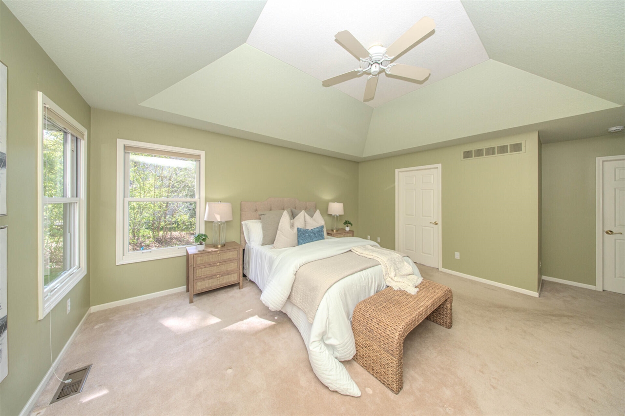 1453 Waterways Drive, Ann Arbor, MI, 48108-2757