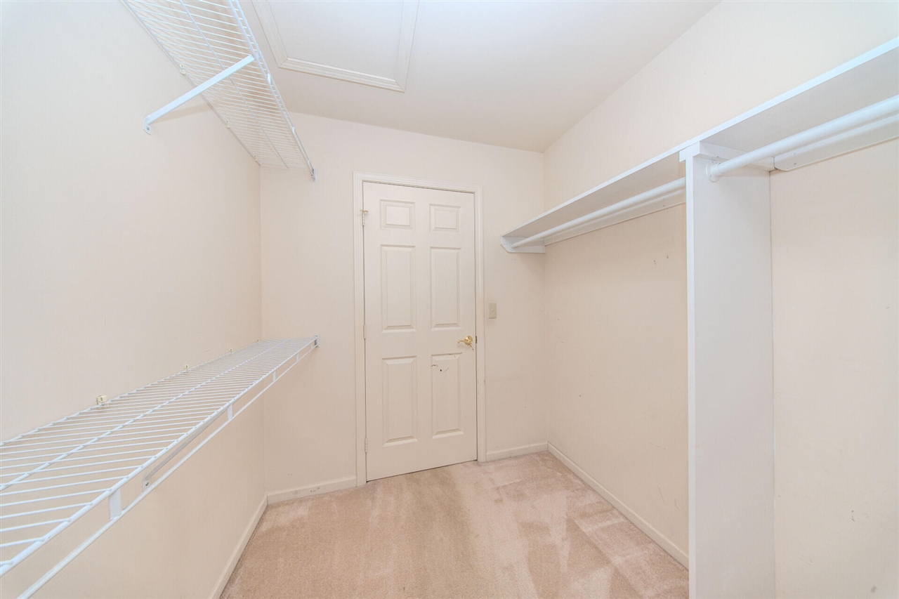 1453 Waterways Drive, Ann Arbor, MI, 48108-2757