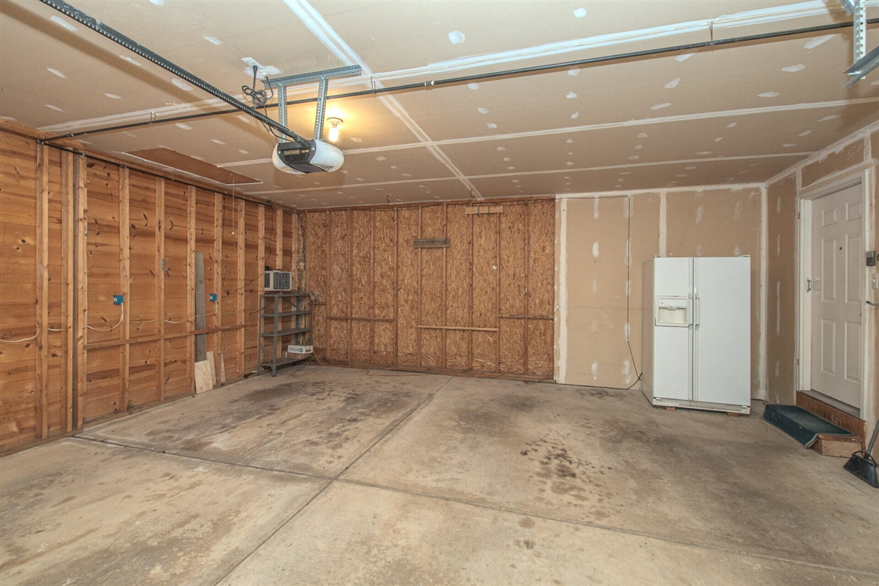 1453 Waterways Drive, Ann Arbor, MI, 48108-2757