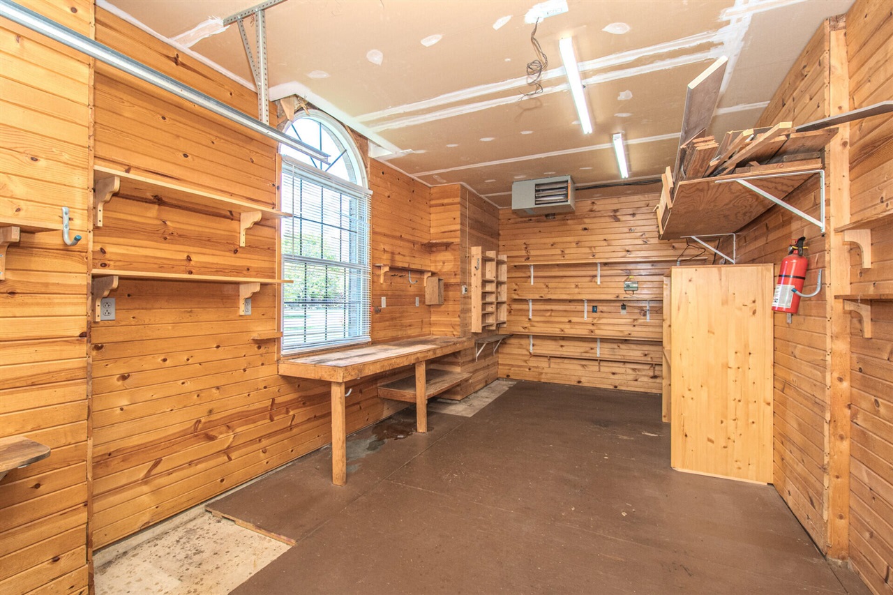 1453 Waterways Drive, Ann Arbor, MI, 48108-2757