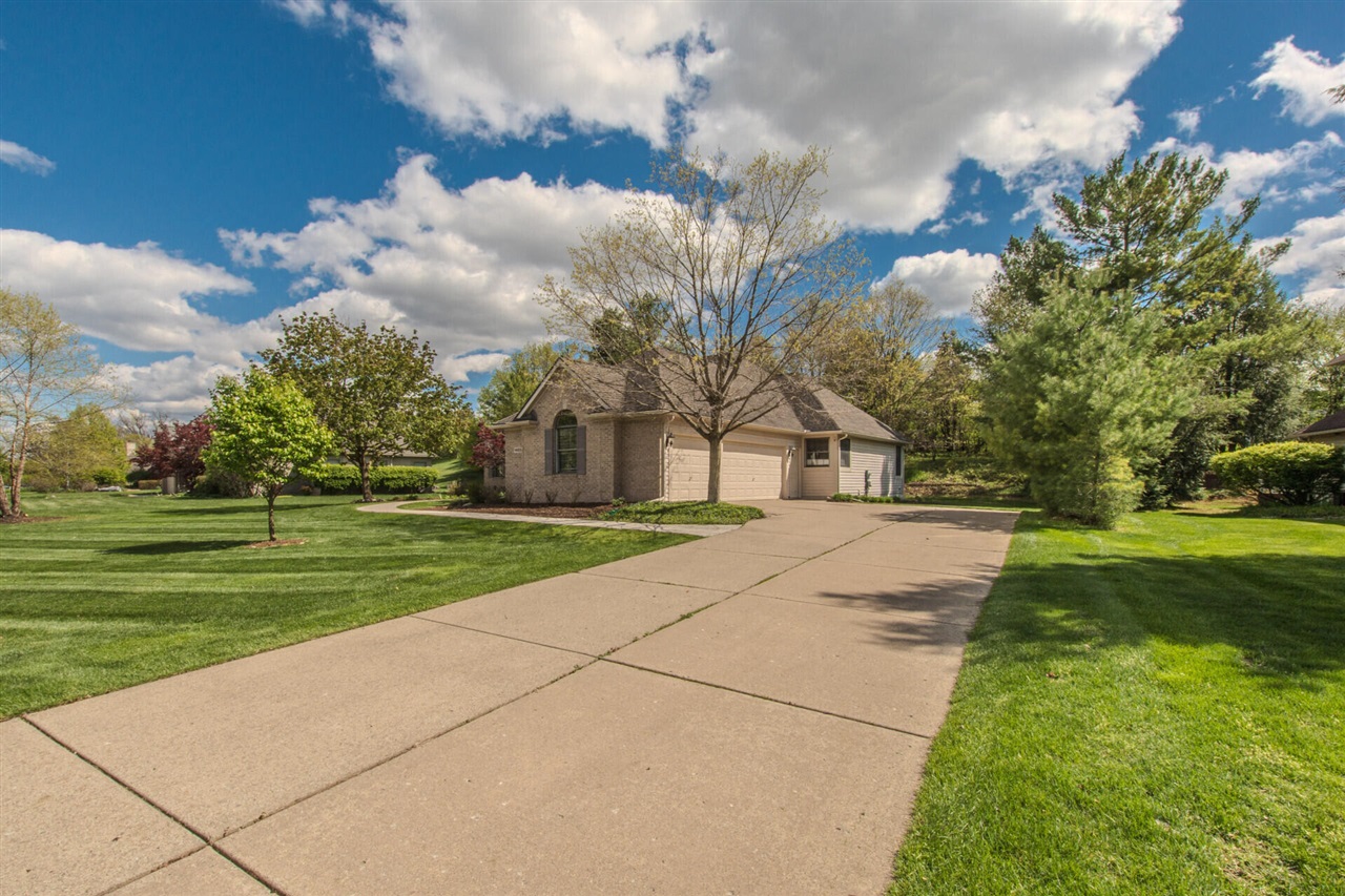 1453 Waterways Drive, Ann Arbor, MI, 48108-2757