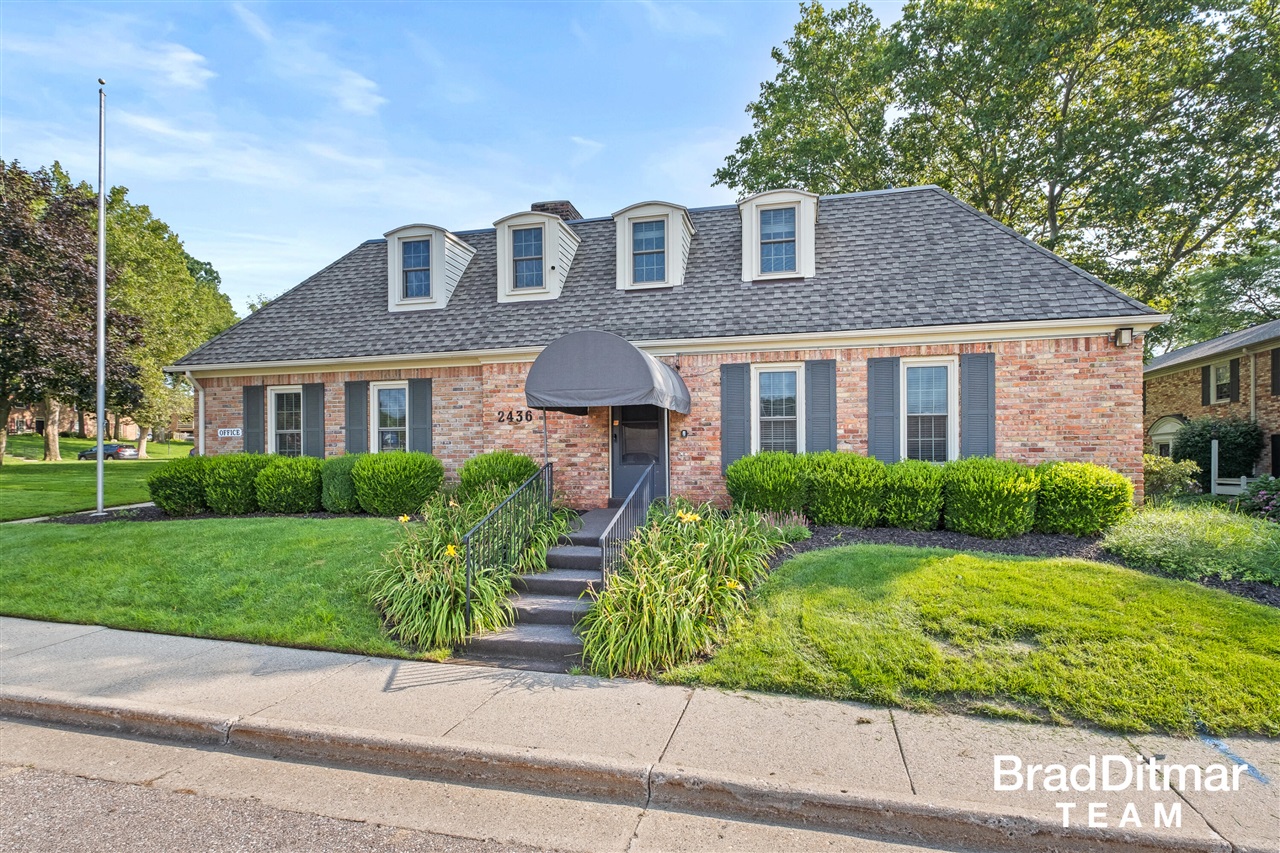 2436 Abbington Drive, Grand Rapids, MI, 49506-5402