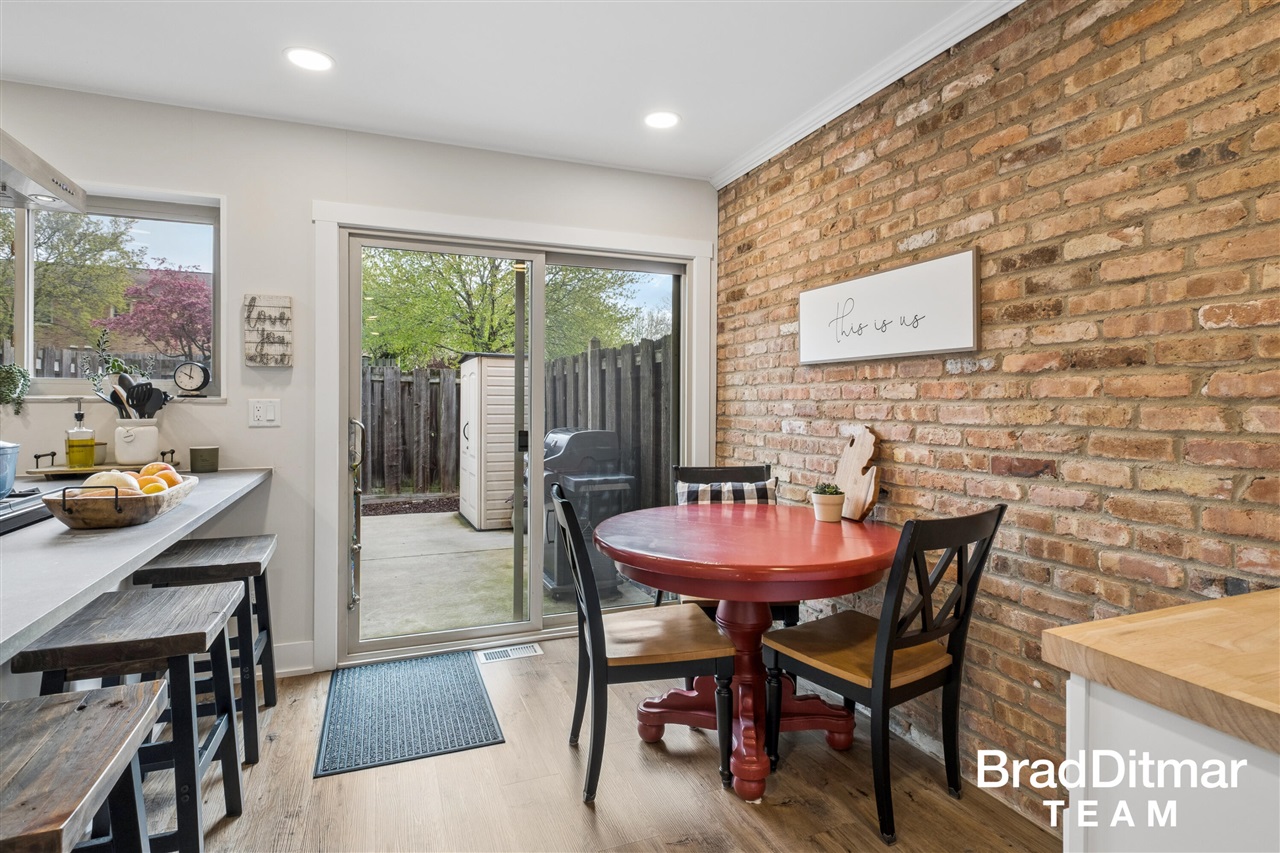 2436 Abbington Drive, Grand Rapids, MI, 49506-5402