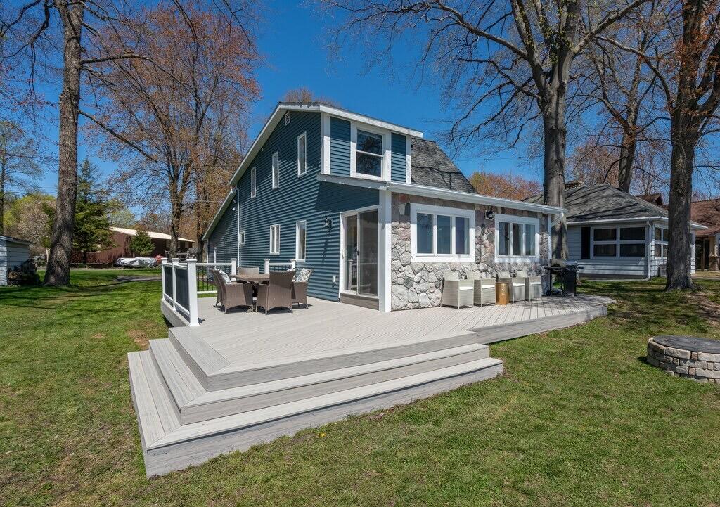 10877 Gun Lake Road, Middleville, MI, 49333-8787