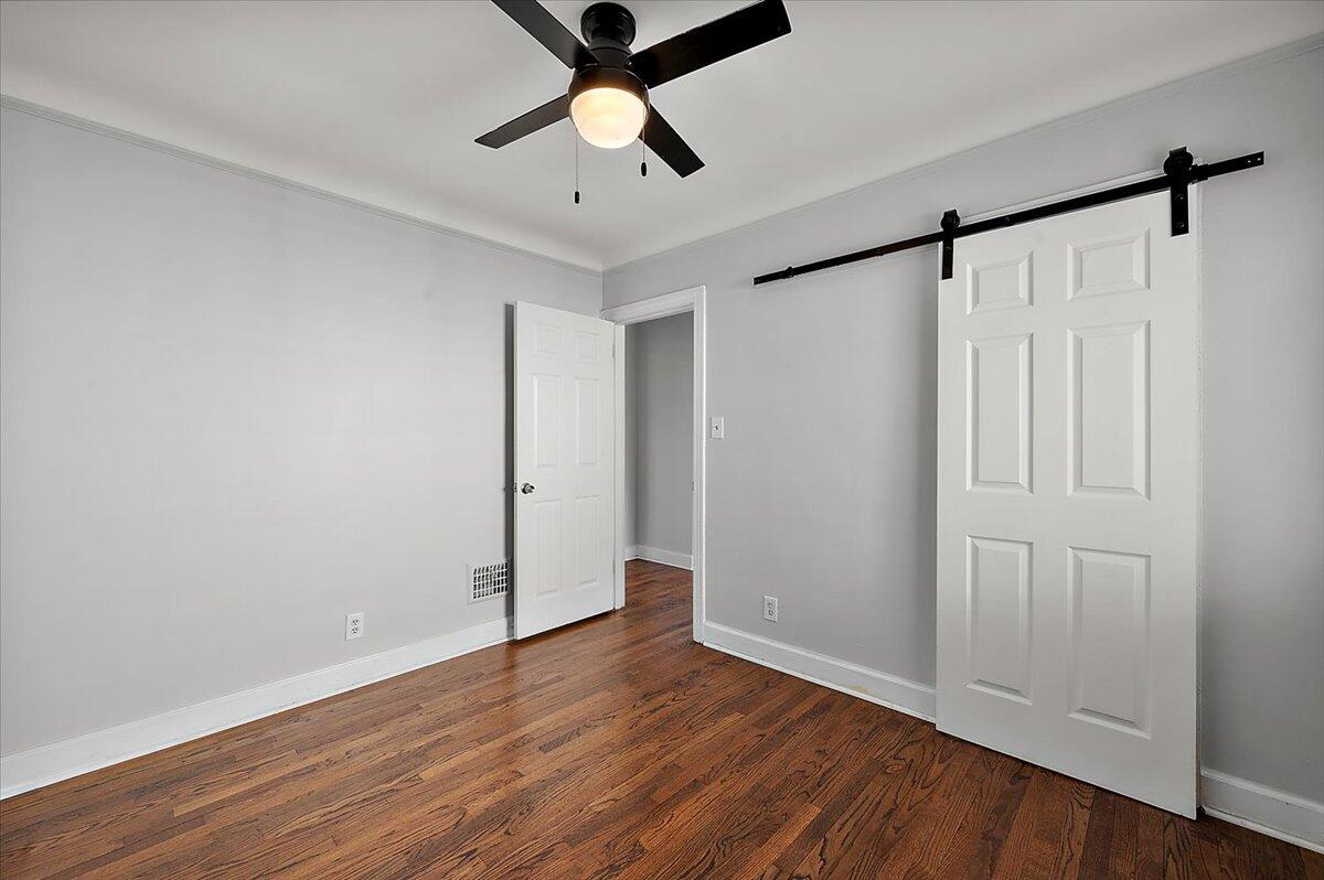 18942 Prairie Street, Detroit, MI, 48221-2136