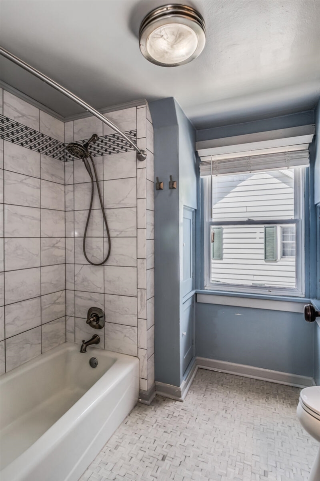 144 Orchard Avenue, Battle Creek, MI, 49017